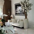 Elfenbeiner Magnolienbaum im glänzenden St. Tropez Beige Topf